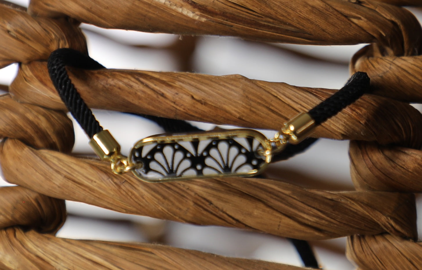 Pulsera de acero inoxidable con baño de oro