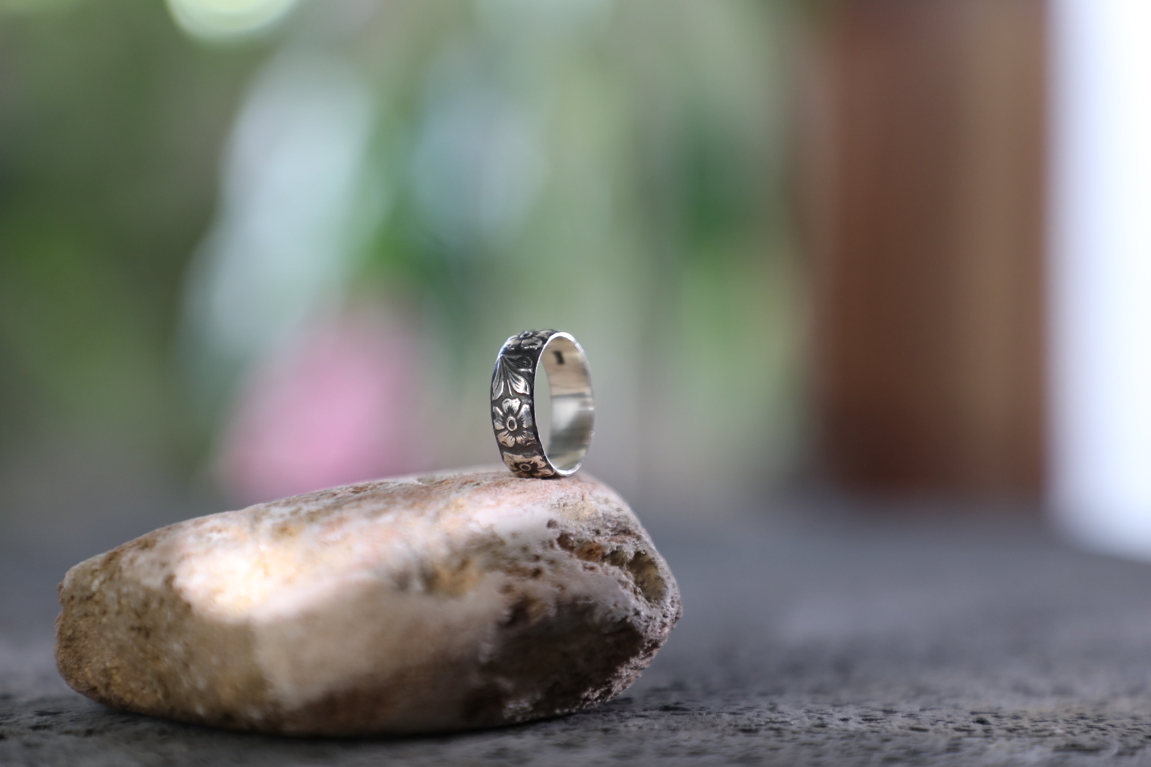 Anillo de plata .925 pavonado