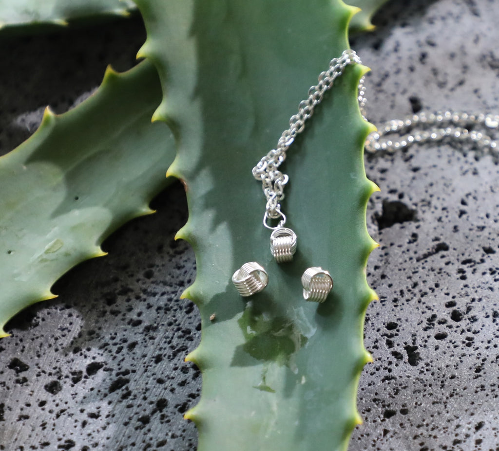 Earing & Pendant / Juego de aretes con dije plata .925