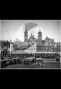 PHOTO / FOTOGRAFÍA - VISTA DEL ZÓCALO CON VEHÍCULOS Y TRANVÍAS