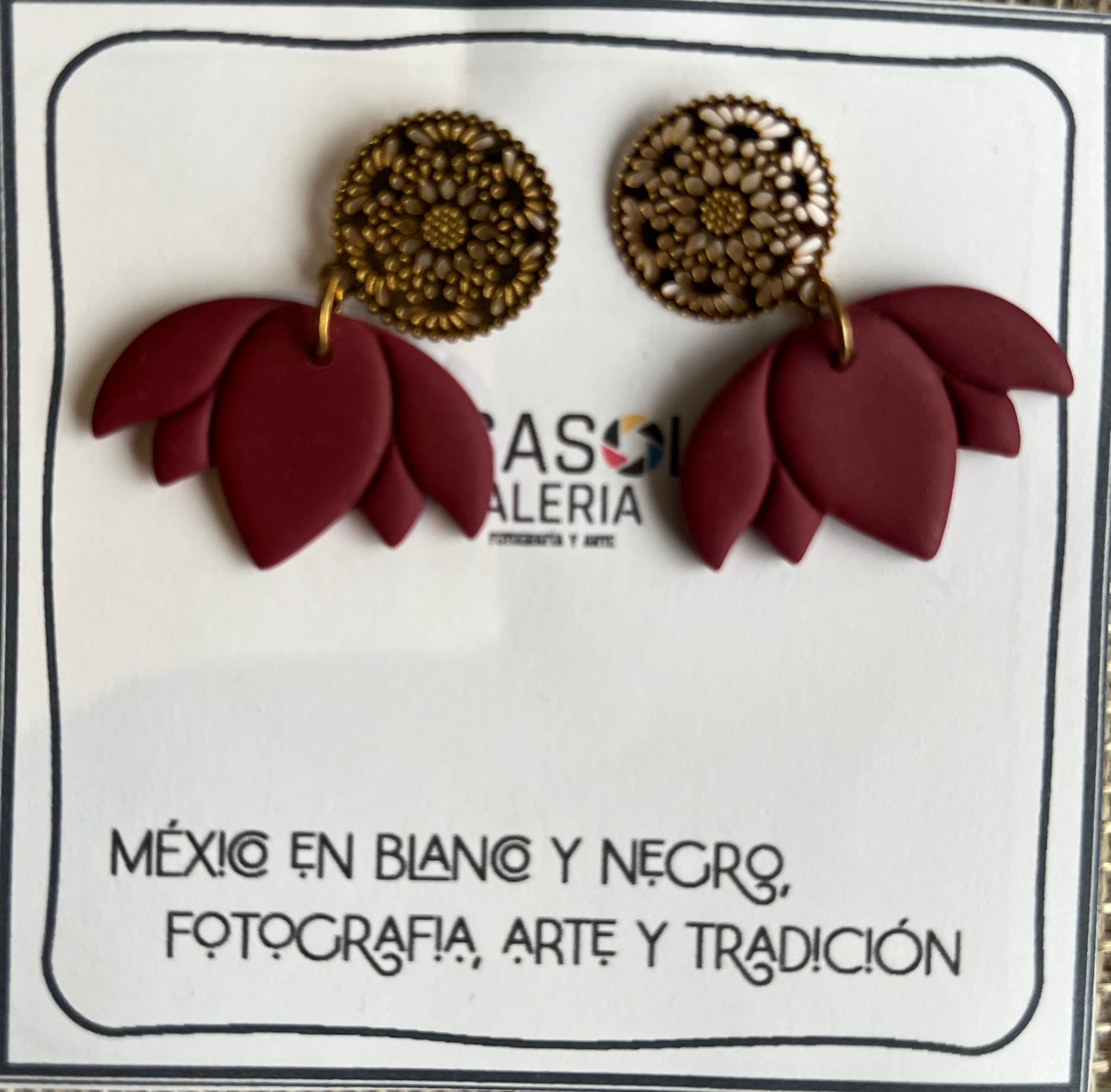 Colgantes de pasta con baño de oro