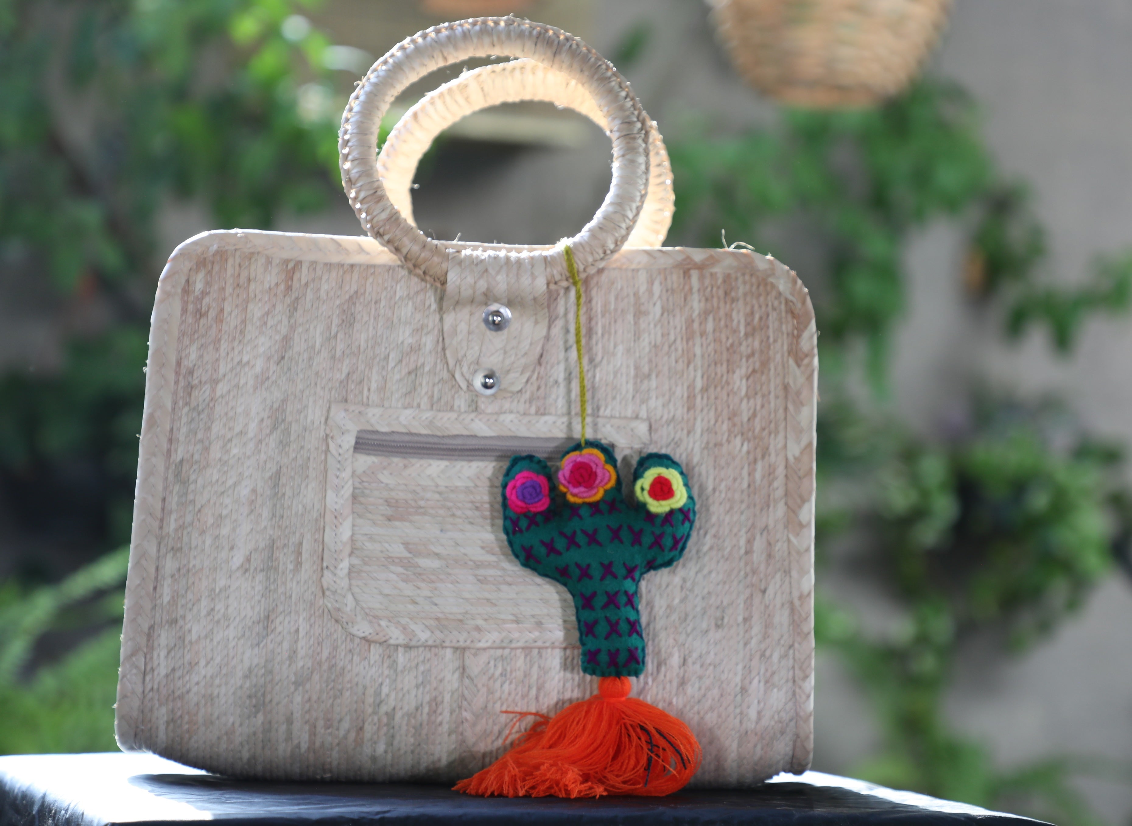 Bolsa de paja cuadrada