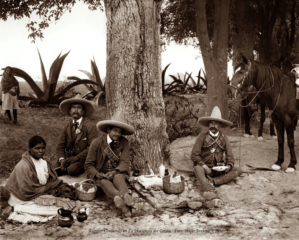 FOTOGRAFÍA AGUSTÍN VÍCTOR CASASOLA - HUGO BREHME 28X 35 cm.