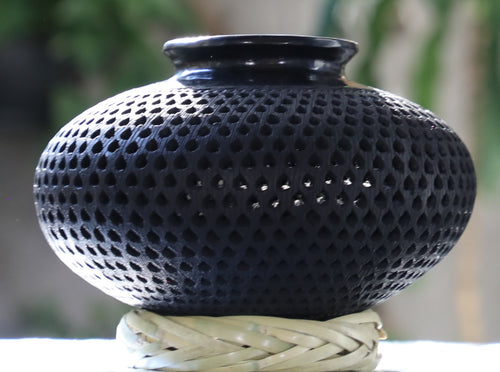 Black Clay / Jarrón de barro negro